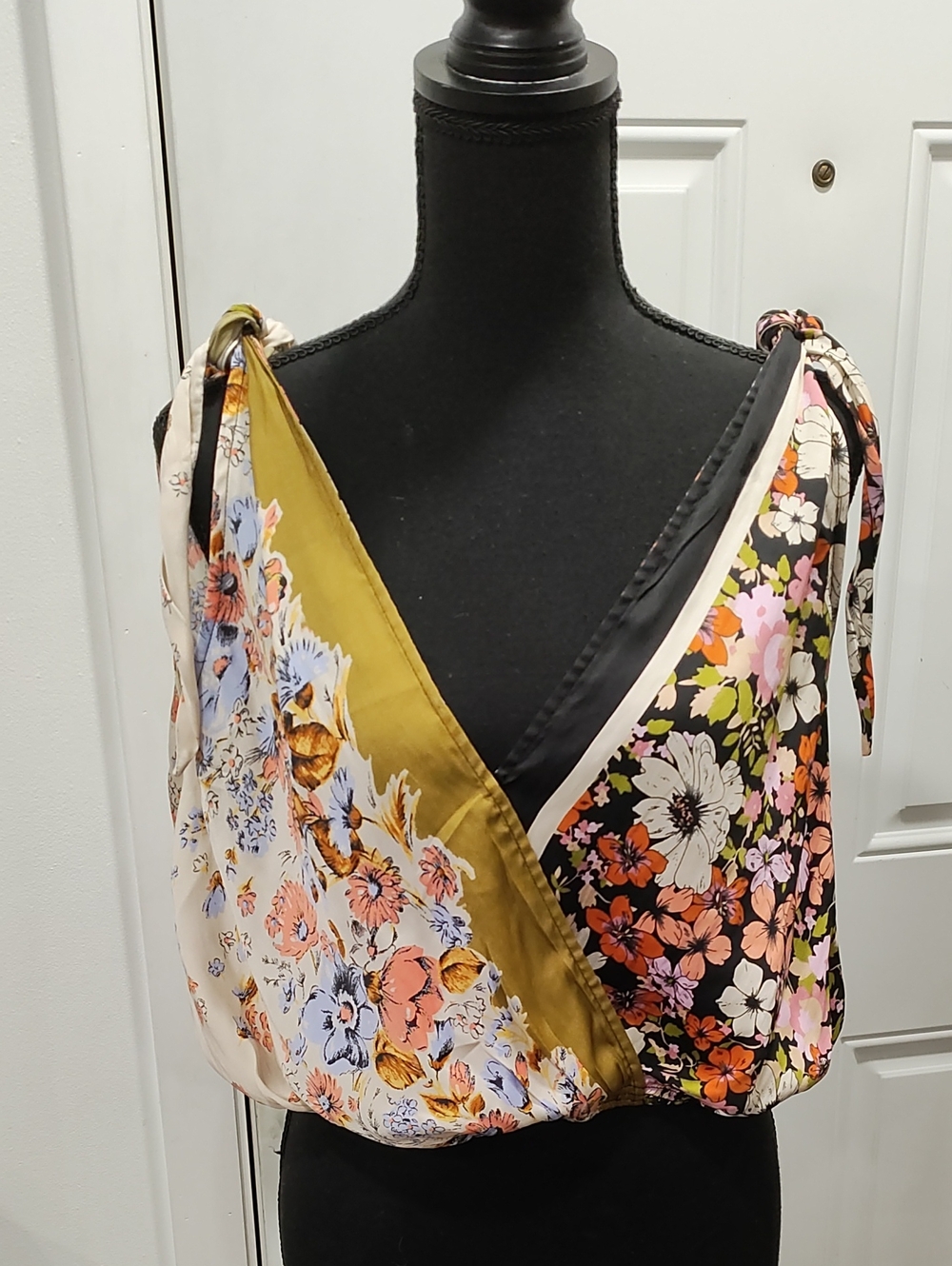 Floral Wrap Tie-Shoulder Women's Top in Multi